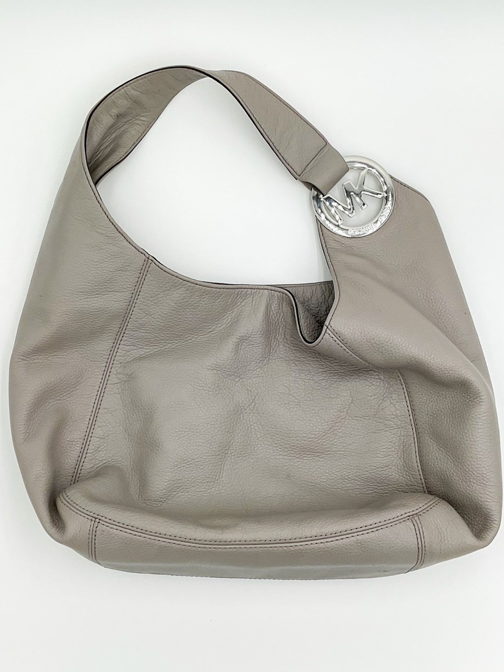 Michael Kors Pearl Grey Fulton Large Pebbled Leather Hobo Bag - Picture 2 of 7